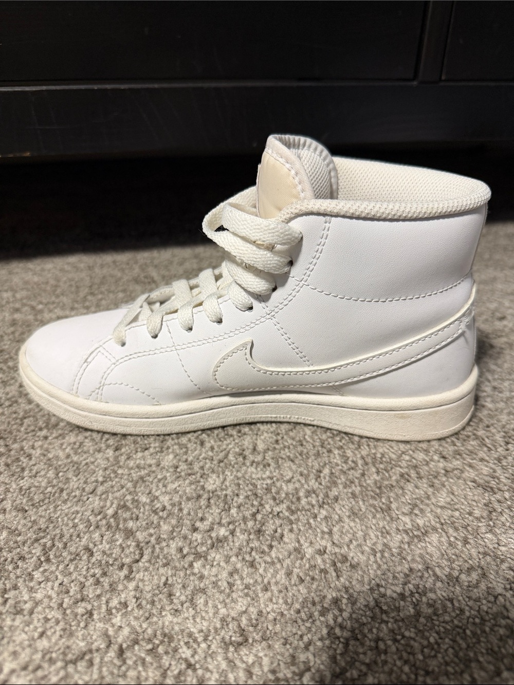 Nike Off-White/White High-Top Sneakers - Picture 5 of 8